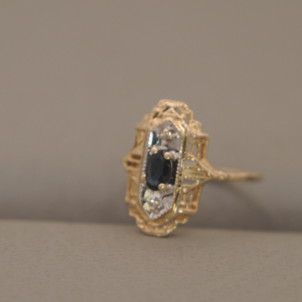 sapphire& diamonds with platinum accent 10k yellow gold ring - Picture 5 of 11